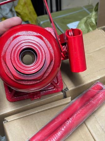 Kích đội rỗng tâm 10T kèm trục ren ép bạc vào