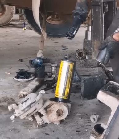 Bộ cảo bạc ắc phi dê xe tải Howo
